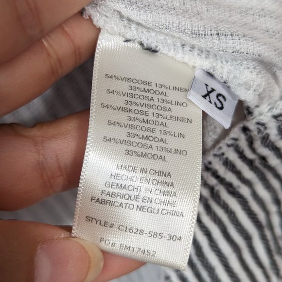 Anthropologie Cloth & Stone Pinstripe Button Down Size Extra Small - Picture 8 of 12